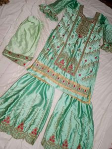 Elegant Green Kurta Set