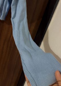 Colourblocked V-Neck Crop Top