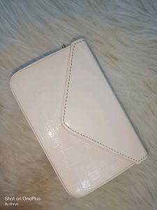 Mini Sling Bag 🤍