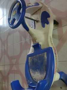 Kids Ride-on Car
