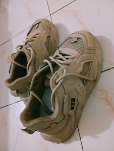 Beige Chunky Sneakers - Size 8