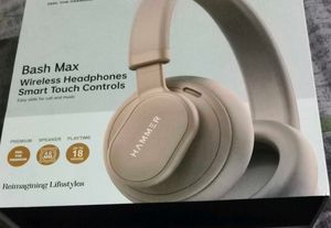 HAMMER HEADPHONE BRAND NEW NOT USE