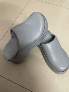 Clogs