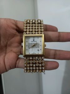 PRICE DROP Louis Vuitton First Copy Watch