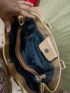 Vintage Tan Crocodile Embossed Handbag