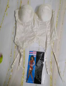 (856)Vintage White Lace Lingerie Corset