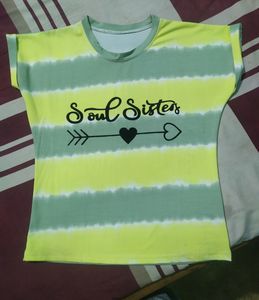 Cute Top💛💚