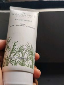 Forever Radiance Face Wash