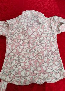 PINK WHITE TOP