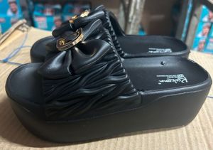 Black Bow Slides