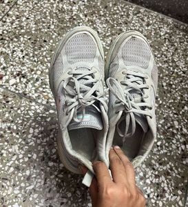 Stylish Women&#39;s Sneakers Skechers
