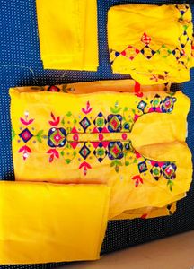 New Suite Fabric With Asstr 3 Pice Set