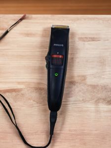 Non Working Philips Trimmer QT4011