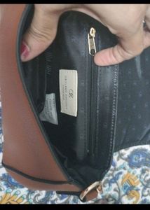 Oriflame Glamma Crossbody Bag (sling)