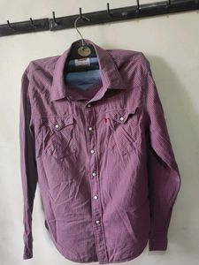 Levi&#39;s Red &amp; Blue Plaid Western Snap Shirt