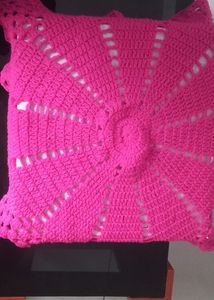 Beautiful Pink Round Shape Thalposh