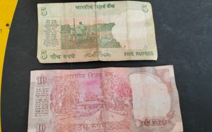 Old 5 And 10 Ruppes