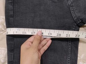 Zara Black Straight Leg Jeans