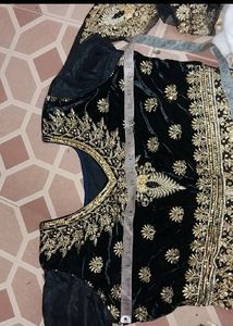 Beautiful Black Heavy Lehanga