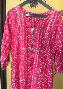 Beautiful Pink Colour Kurti With Sharara