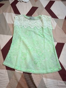 Mixed Tops Bundle - Size M
