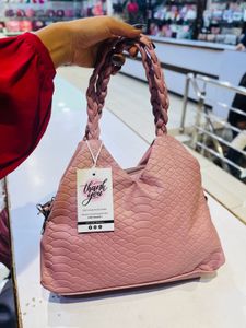 New With Bag 🩷