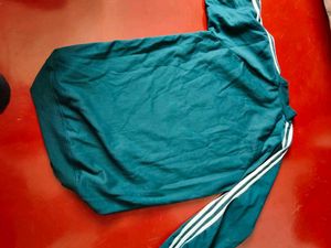 It Is A See Green Sweatshirt With Size L