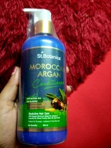 St Botanica Moroccan Argan Conditioner
