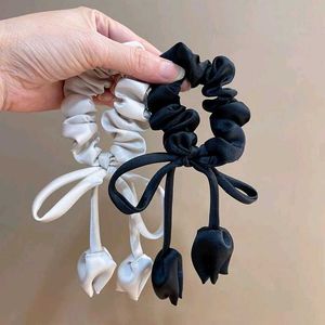 Tulip Scrunchies 🌷🩷