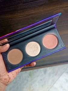 SUGAR Contour De Force Face Palette 💜