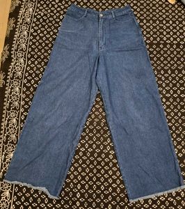 Loose Fit Trendy Jeans! 👖