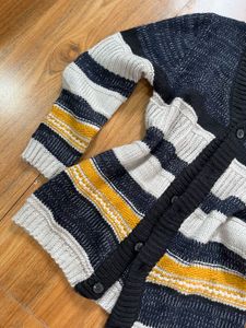 Mismatch Cardigan 🫶🏻