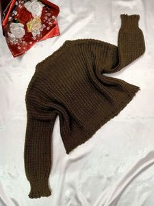 Cropped Olive Green Knit Sweater💚