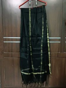 Women Black Zari Dupatta