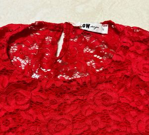 Red Lace Sleeveless Crop Top
