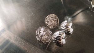 Silver Heart Round Spiral Earings