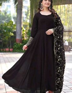 Elegant Black Anarkali Kurta Set