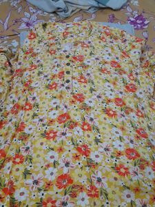 7 Short Kurtas For Women