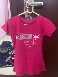 Pink tshirt
