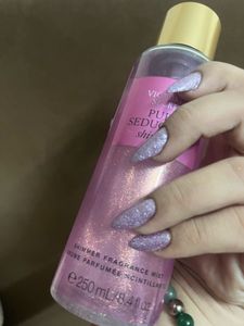 Sparkly Press-on Nails