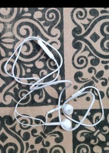 Samsung First Copy Earphones
