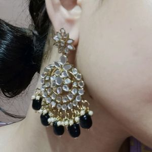 Rs 30 Off Del Like New Black Earrings❤️