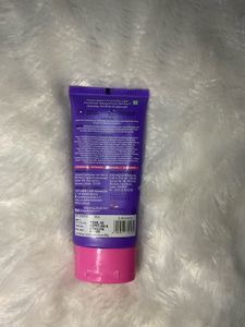 Aqualogica Illuminate Dewy Sunscreen SPF 50