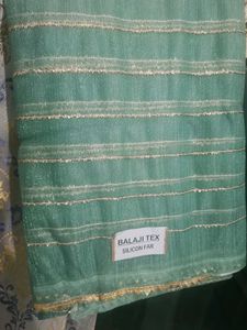 🥀🌻Brand NEW SAREE 🥻With Running Blouse