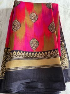 Pink &amp; Gold Print Saree