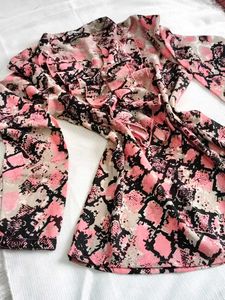 Pink Snake Print Top ❣️