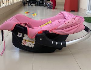 BABYHUG Car Seat BABY New Condition, Never Used