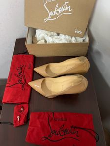 39.5 Christian Louboutin Kate Designer Pumps