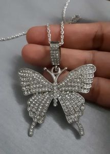 Stunning Butterfly Necklace 🦋