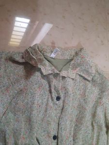 Girls Top Green